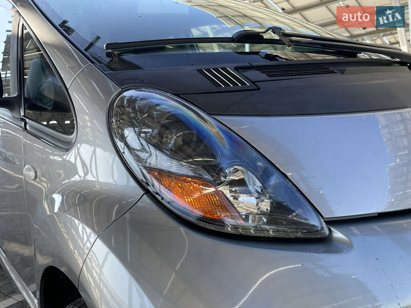 Хэтчбек Mitsubishi i-MiEV 2011 в Львове