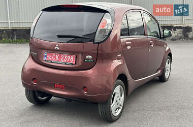 Хетчбек Mitsubishi i-MiEV 2015 в 