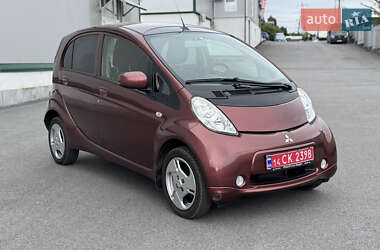Хетчбек Mitsubishi i-MiEV 2015 в 