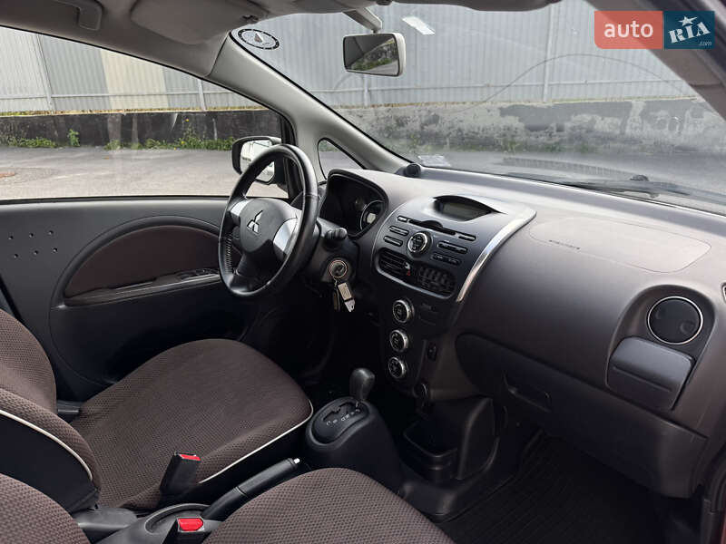 Хэтчбек Mitsubishi i-MiEV 2015 в Виннице