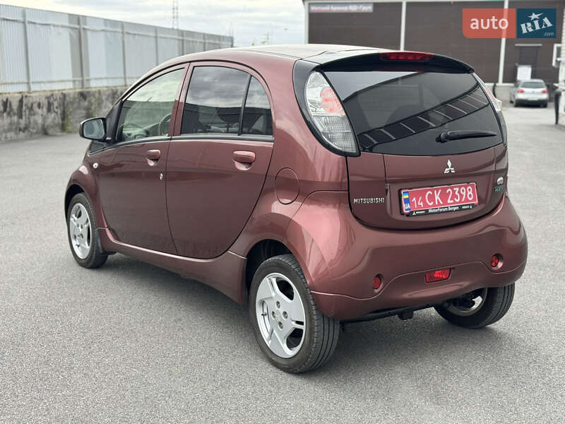 Хэтчбек Mitsubishi i-MiEV 2015 в Виннице