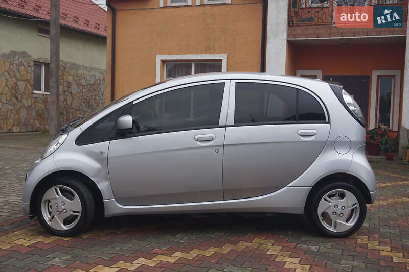 Хэтчбек Mitsubishi i-MiEV 2014 в Самборе