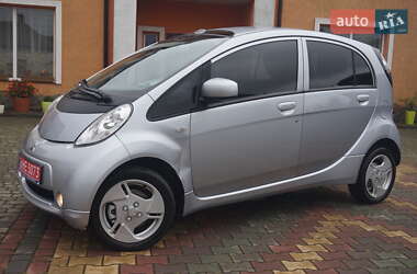 Хэтчбек Mitsubishi i-MiEV 2014 в 