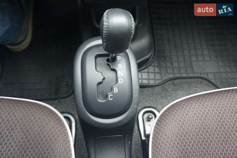 Хэтчбек Mitsubishi i-MiEV 2014 в Самборе