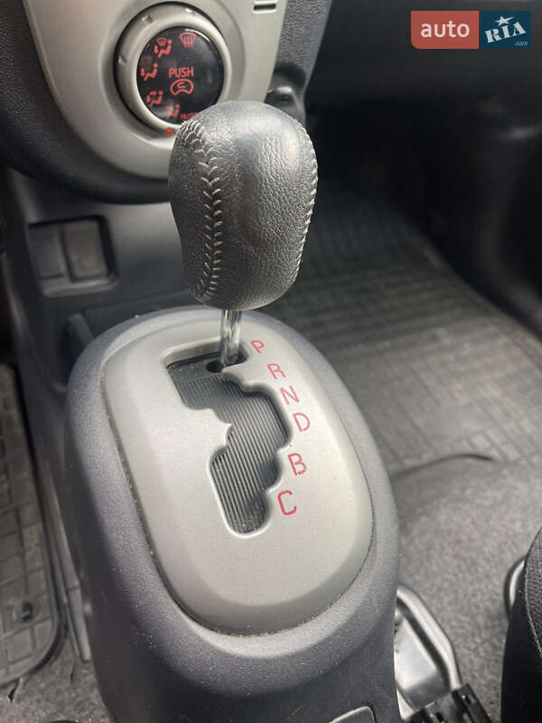 Хэтчбек Mitsubishi i-MiEV 2011 в Днепре