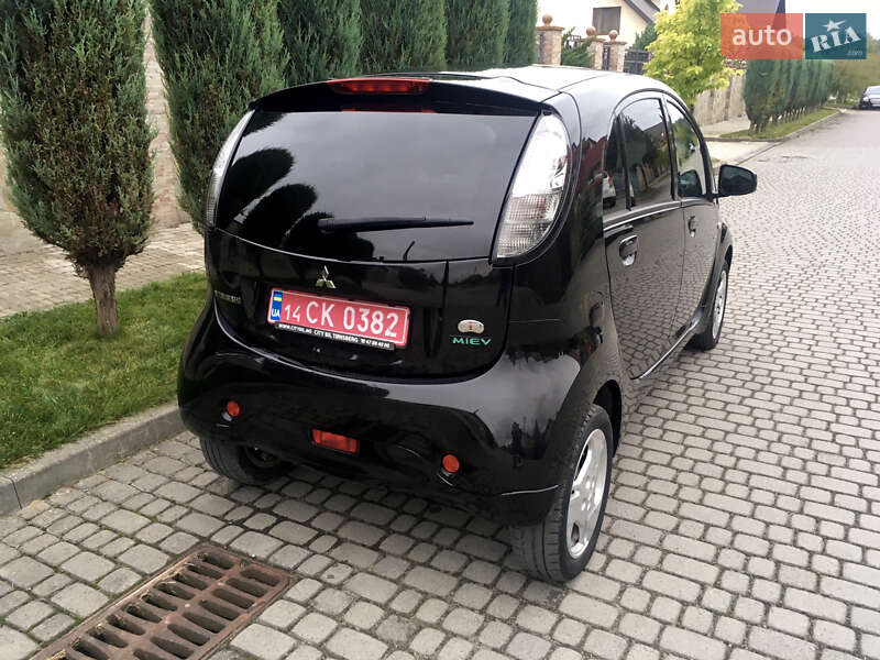 Хэтчбек Mitsubishi i-MiEV 2011 в Львове