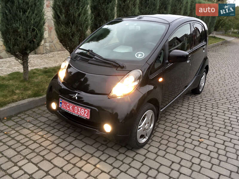 Хэтчбек Mitsubishi i-MiEV 2011 в Львове