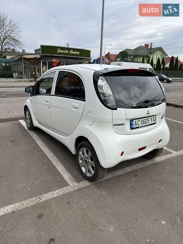 Хэтчбек Mitsubishi i-MiEV 2014 в Владимире