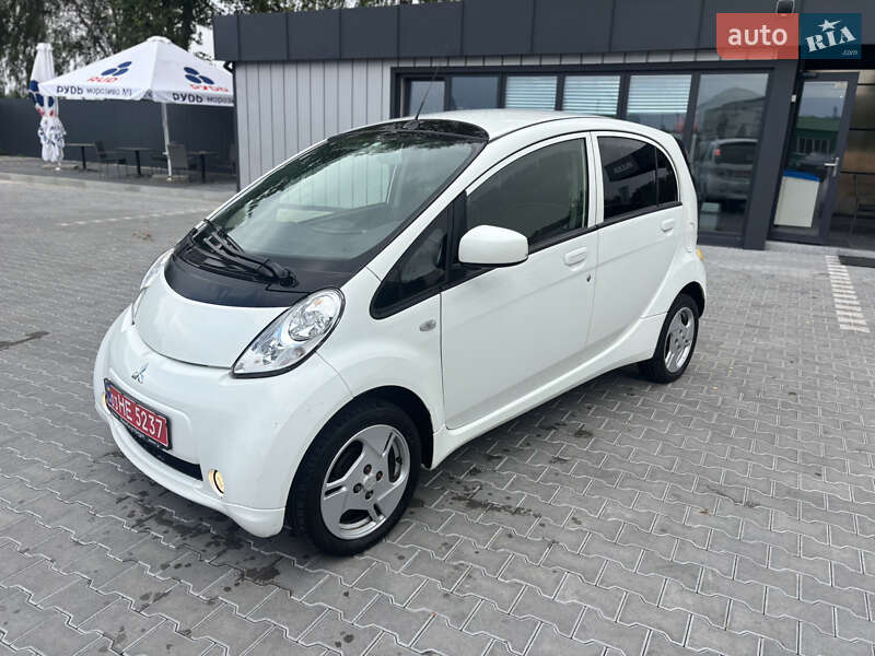 Хэтчбек Mitsubishi i-MiEV 2013 в Владимире