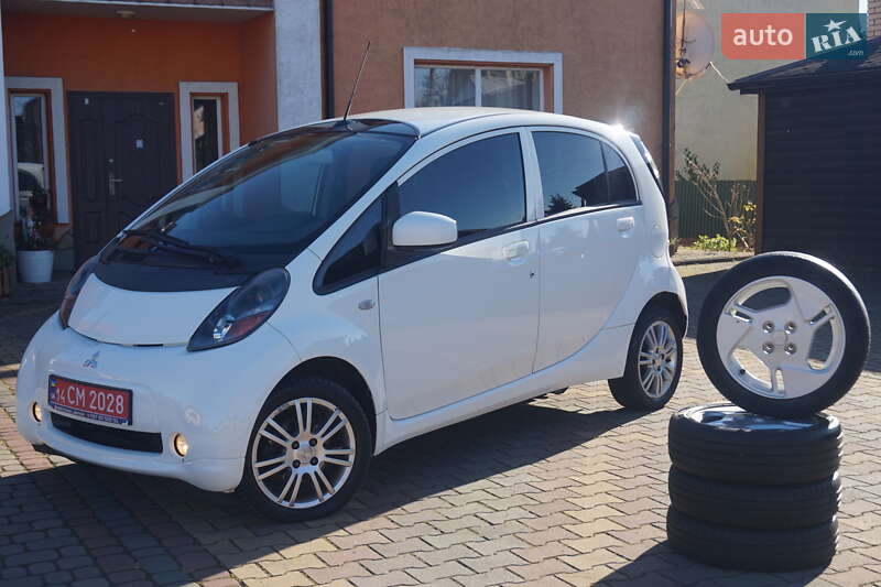 Mitsubishi i-MiEV 2012