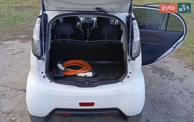 Хэтчбек Mitsubishi i-MiEV 2014 в Павлограде