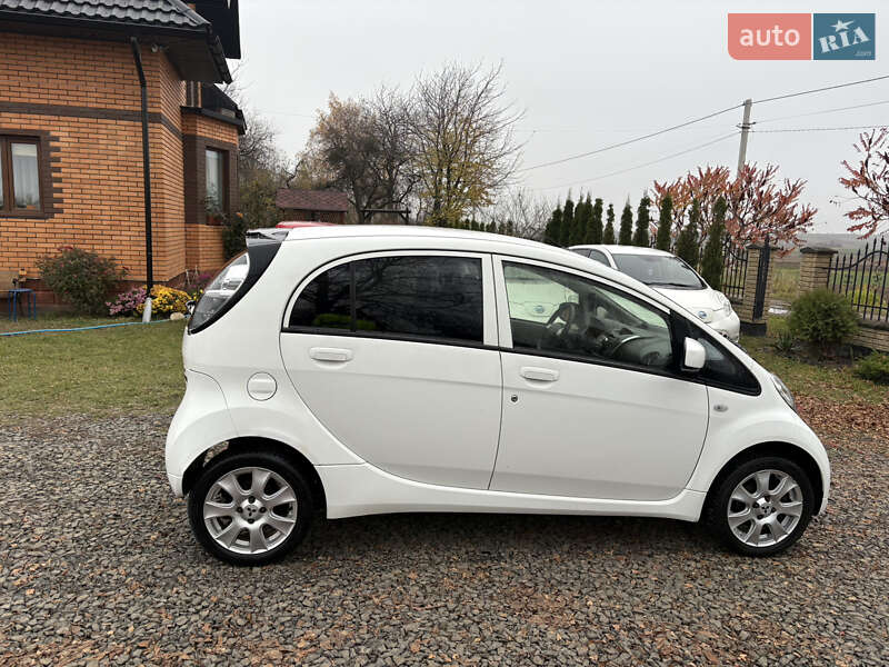 Хэтчбек Mitsubishi i-MiEV 2014 в Луцке