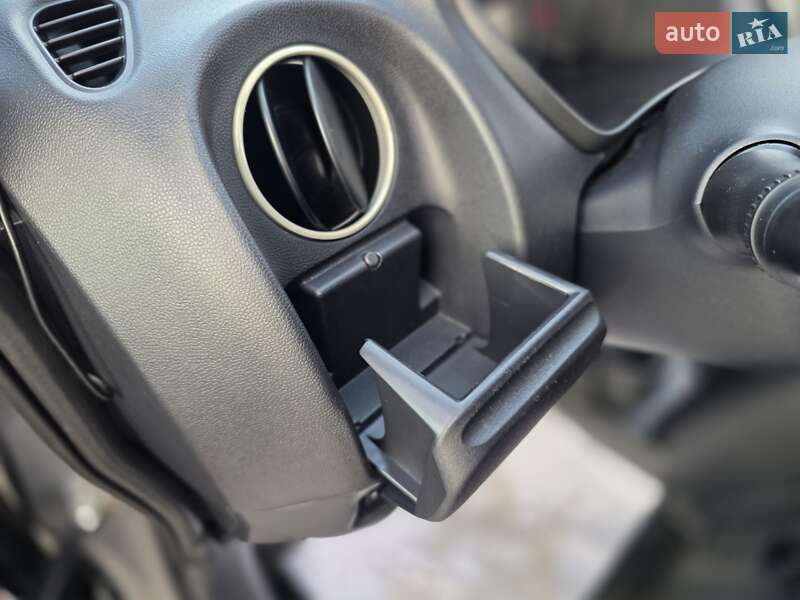 Хетчбек Mitsubishi i-MiEV 2011 в Луцьку фото 62 Хетчбек Mitsubishi i-MiEV 2011 в Луцьку