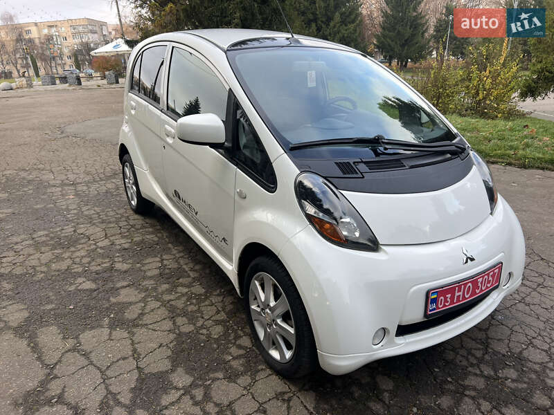 Хэтчбек Mitsubishi i-MiEV 2013 в Ровно фото 12 Хэтчбек Mitsubishi i-MiEV 2013 в Ровно