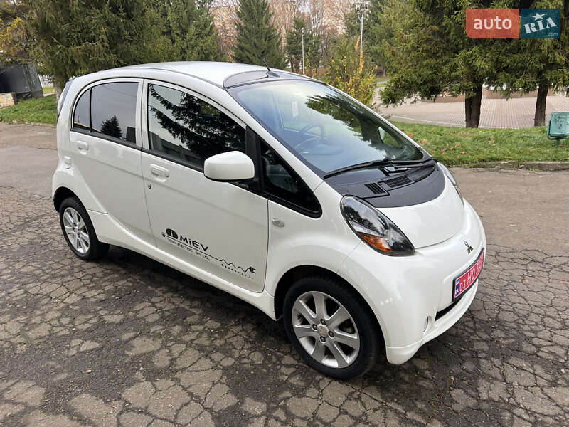 Хэтчбек Mitsubishi i-MiEV 2013 в Ровно фото 29 Хэтчбек Mitsubishi i-MiEV 2013 в Ровно