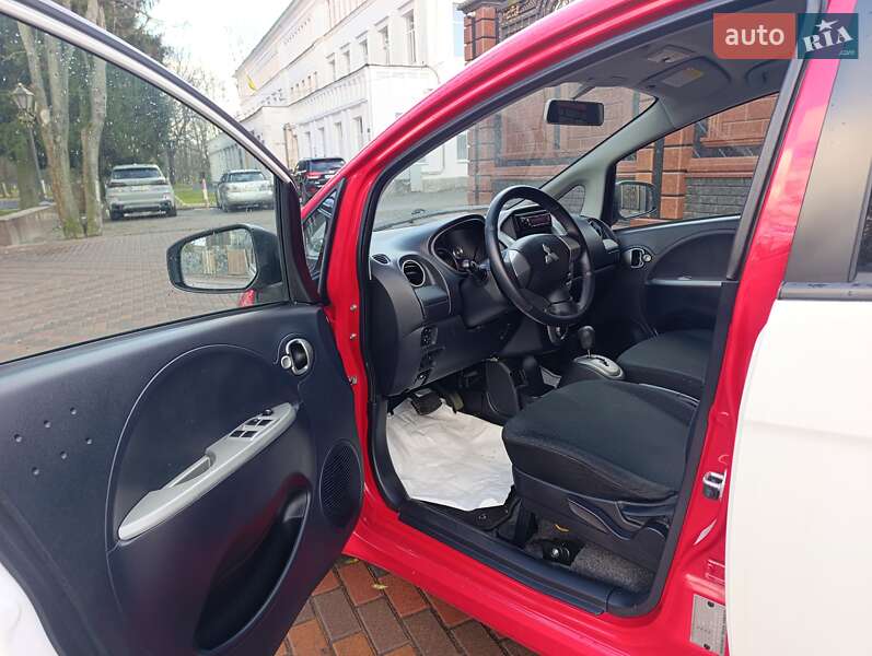 Хэтчбек Mitsubishi i-MiEV 2011 в Звягеле фото 12 Хэтчбек Mitsubishi i-MiEV 2011 в Звягеле