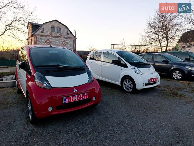 Хетчбек Mitsubishi i-MiEV 2011 в Звягелі