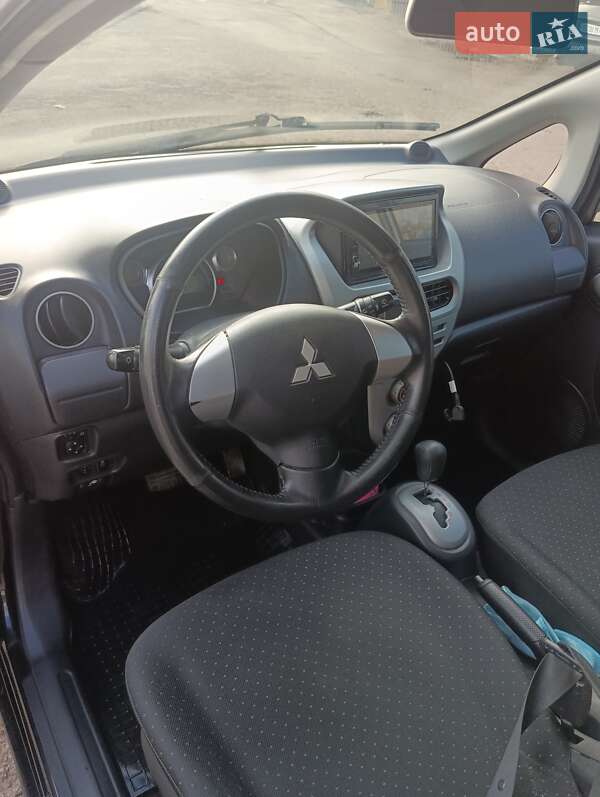 Хэтчбек Mitsubishi i-MiEV 2011 в Днепре фото 5 Хэтчбек Mitsubishi i-MiEV 2011 в Днепре
