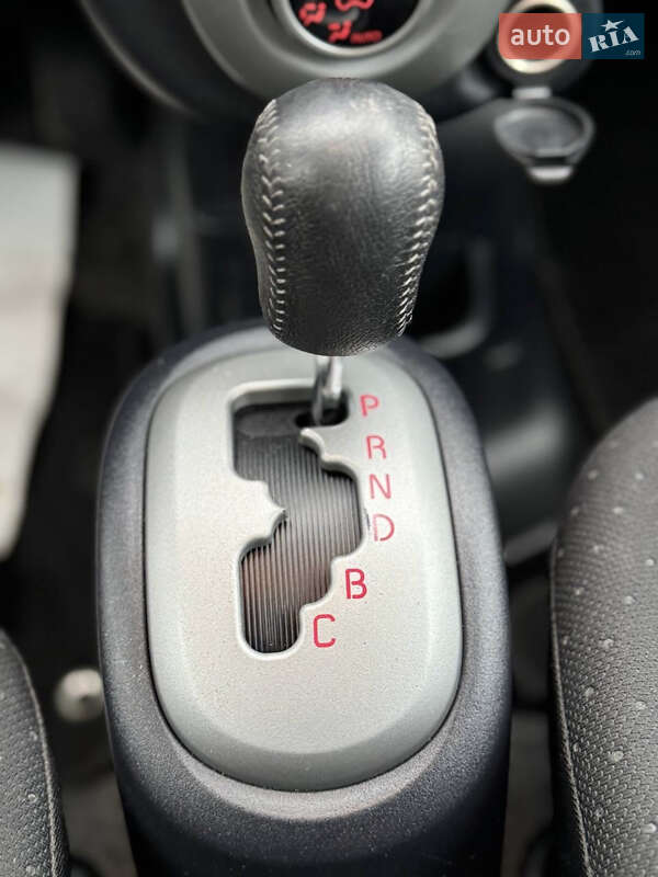 Хэтчбек Mitsubishi i-MiEV 2012 в Львове