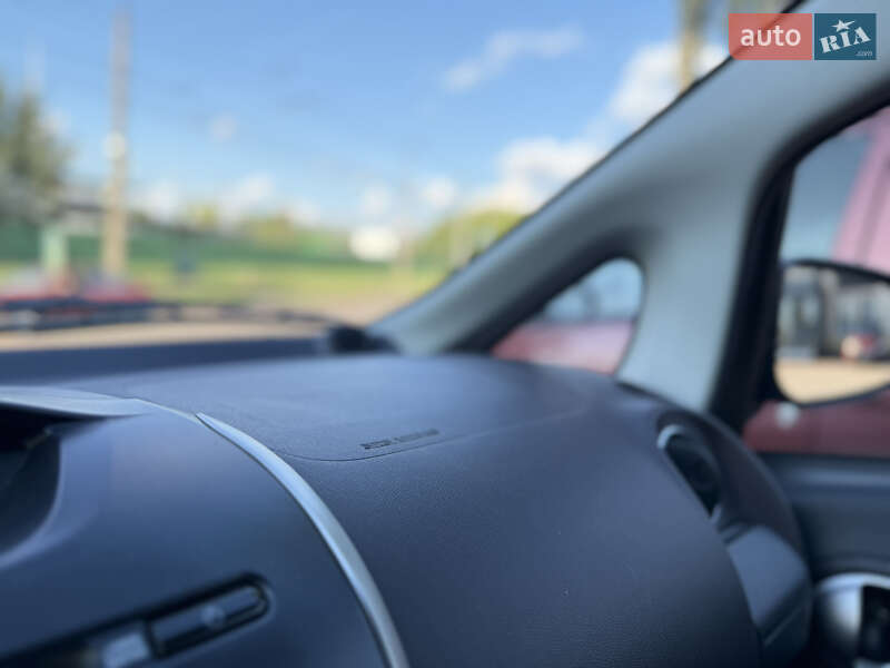 Хэтчбек Mitsubishi i-MiEV 2014 в Житомире