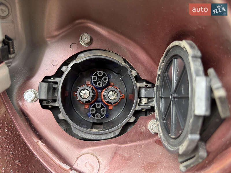 Хэтчбек Mitsubishi i-MiEV 2014 в Житомире фото 29 Хэтчбек Mitsubishi i-MiEV 2014 в Житомире