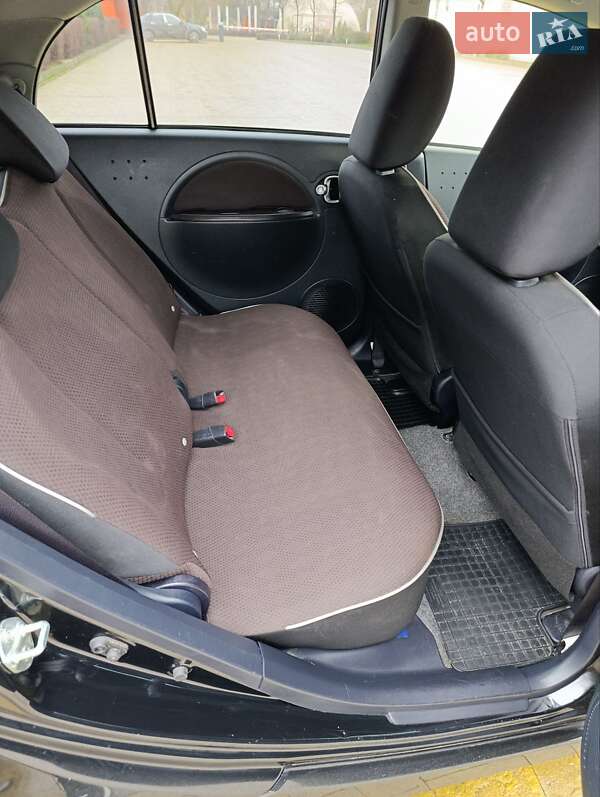 Хэтчбек Mitsubishi i-MiEV 2015 в Кременчуге фото 10 Хэтчбек Mitsubishi i-MiEV 2015 в Кременчуге