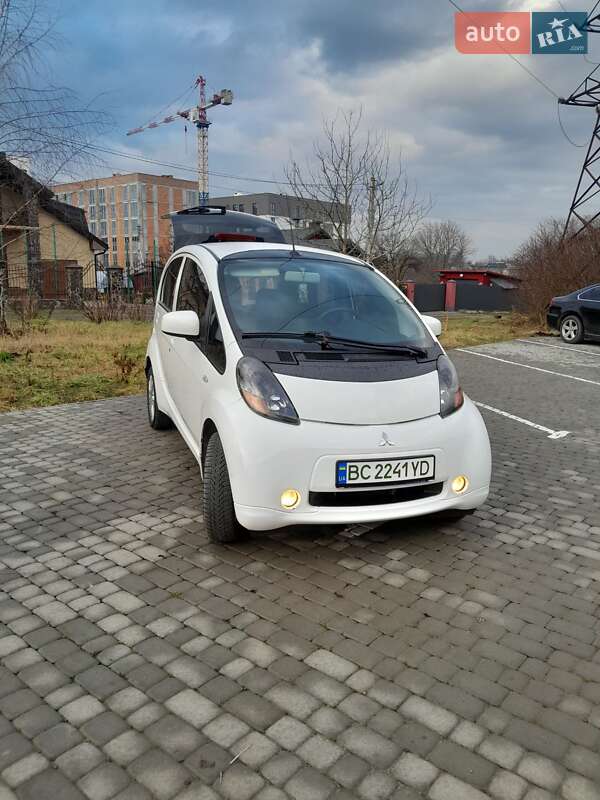 Хэтчбек Mitsubishi i-MiEV 2012 в Львове