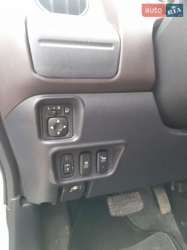 Хэтчбек Mitsubishi i-MiEV 2012 в Львове