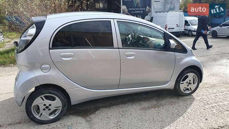 Хетчбек Mitsubishi i-MiEV 2011 в Львові