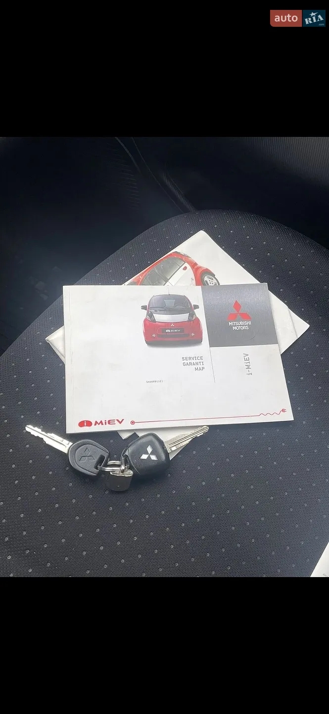 2011 Mitsubishi i-MiEV - мініатюра 24