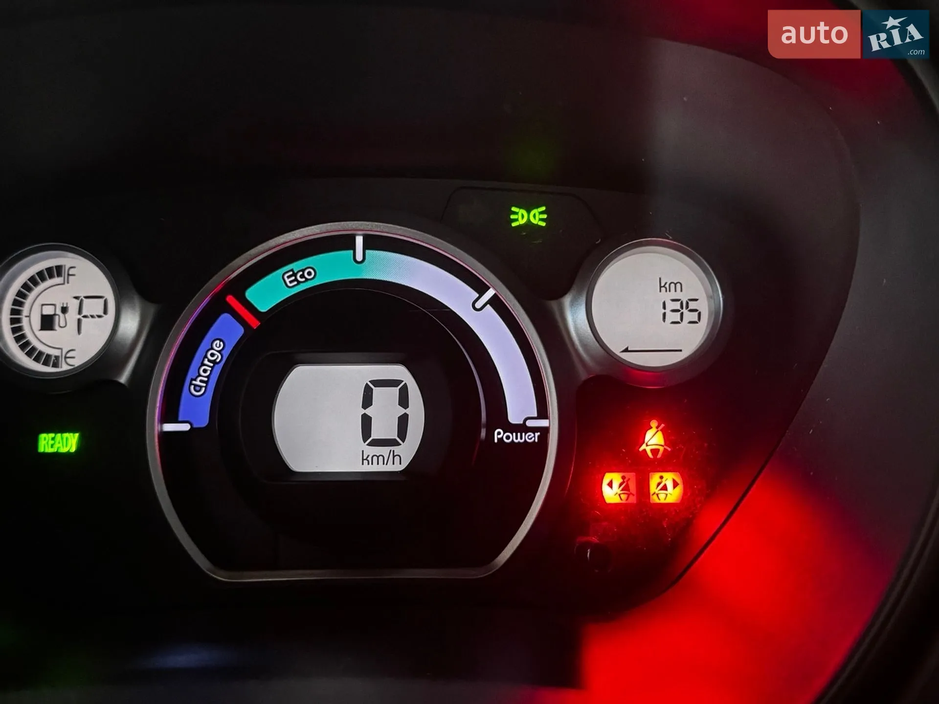 2016 Mitsubishi i-MiEV - мініатюра 2