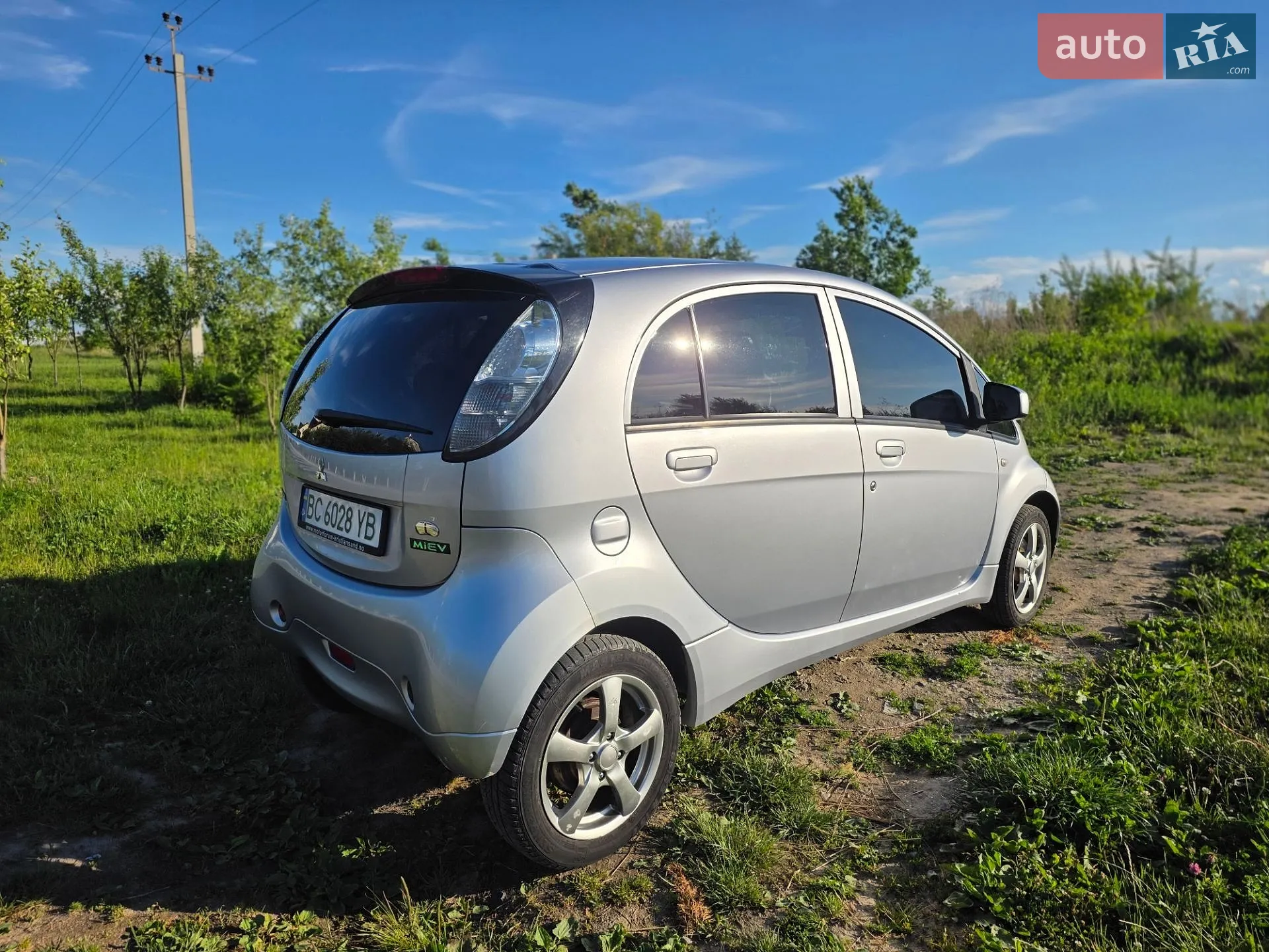 2011 Mitsubishi i-MiEV - мініатюра 26