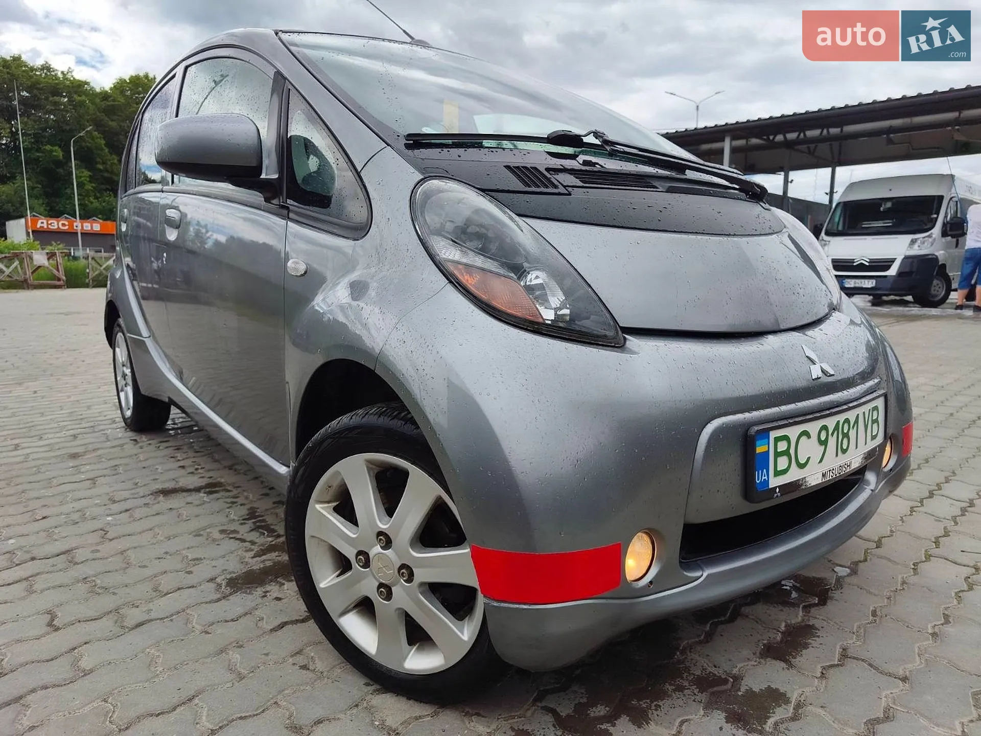 2010 Mitsubishi i-MiEV - мініатюра 23