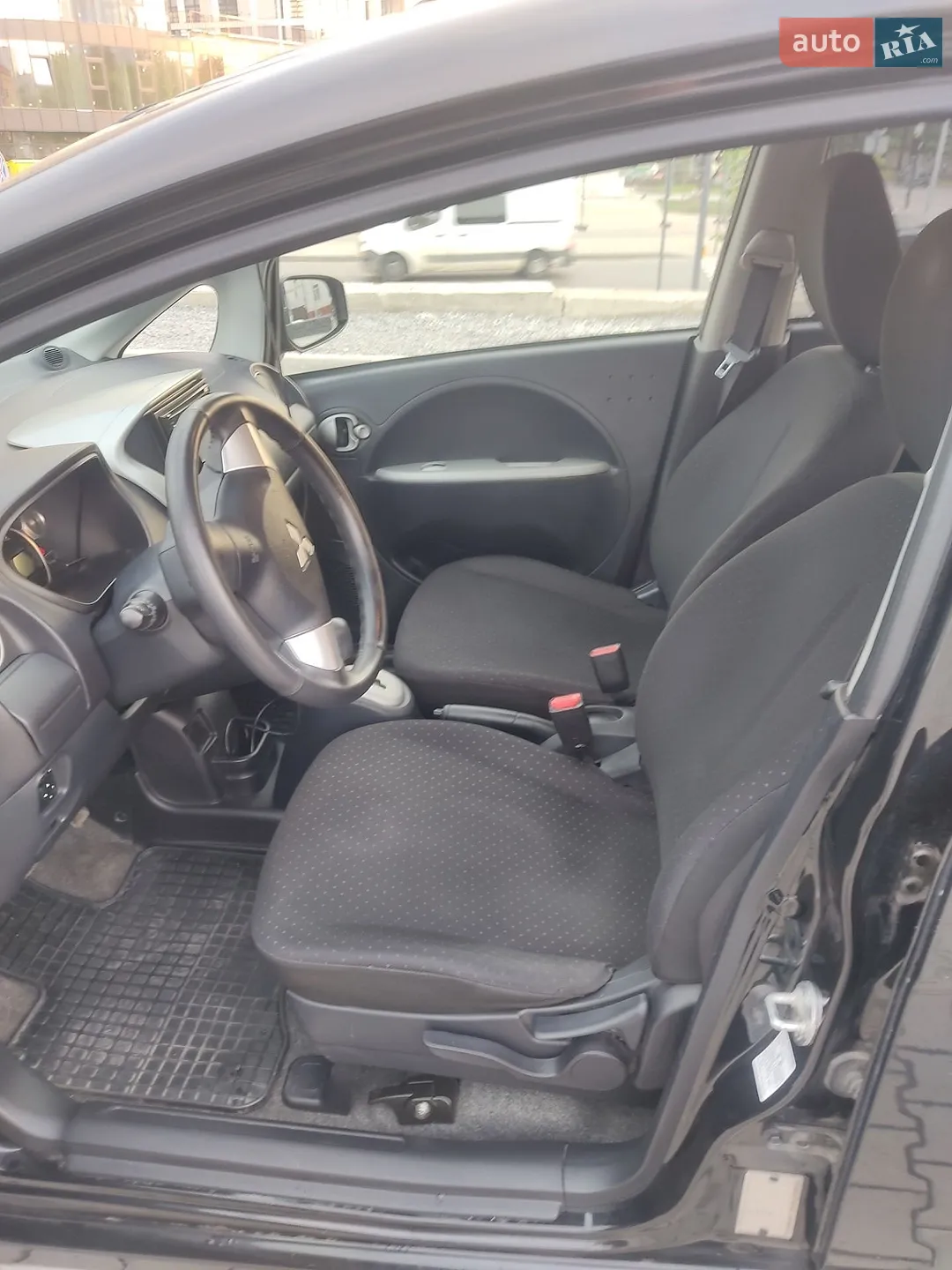 2011 Mitsubishi i-MiEV - мініатюра 13