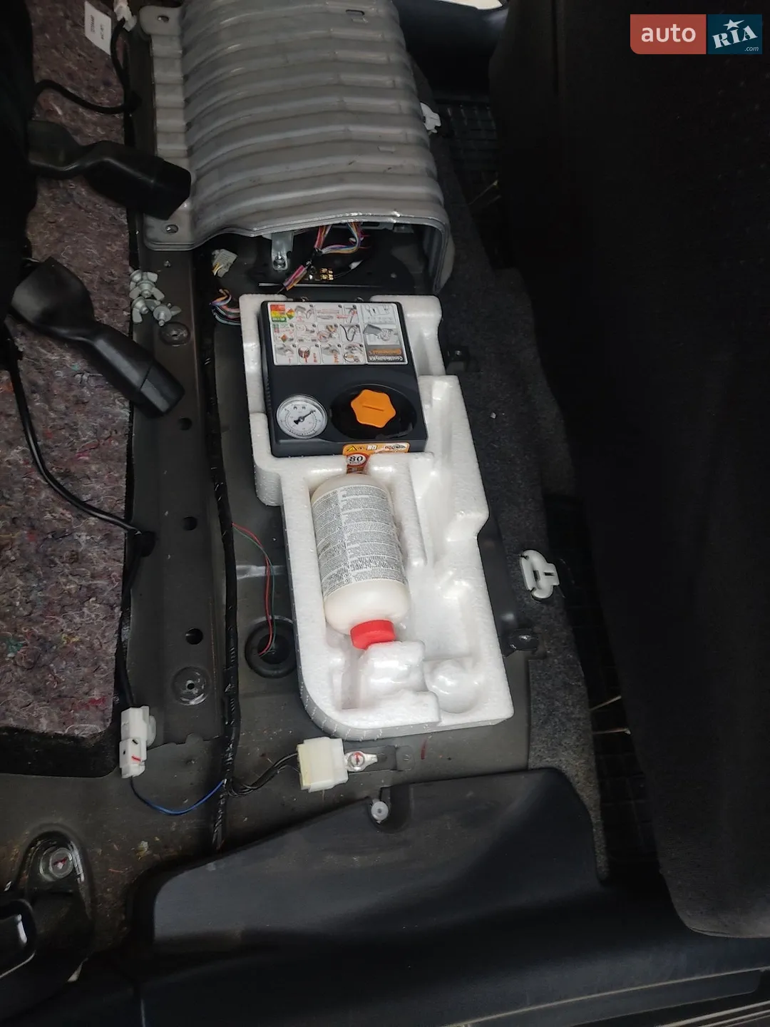 2011 Mitsubishi i-MiEV - мініатюра 18