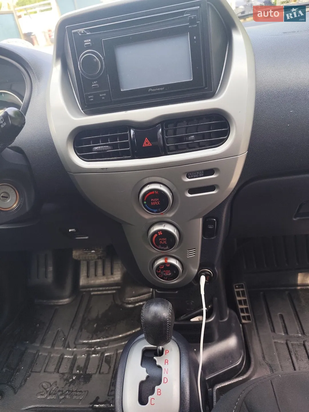 2011 Mitsubishi i-MiEV - мініатюра 2