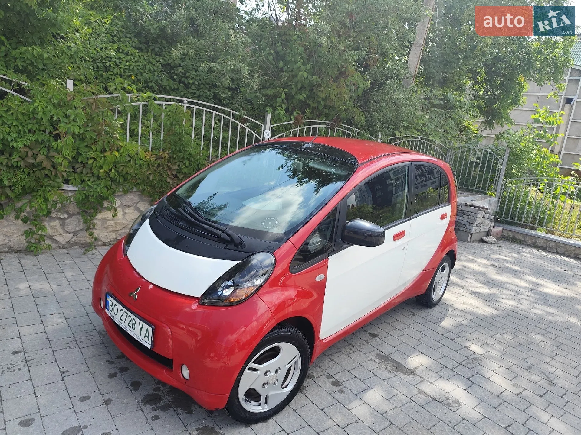 2011 Mitsubishi i-MiEV - мініатюра 6