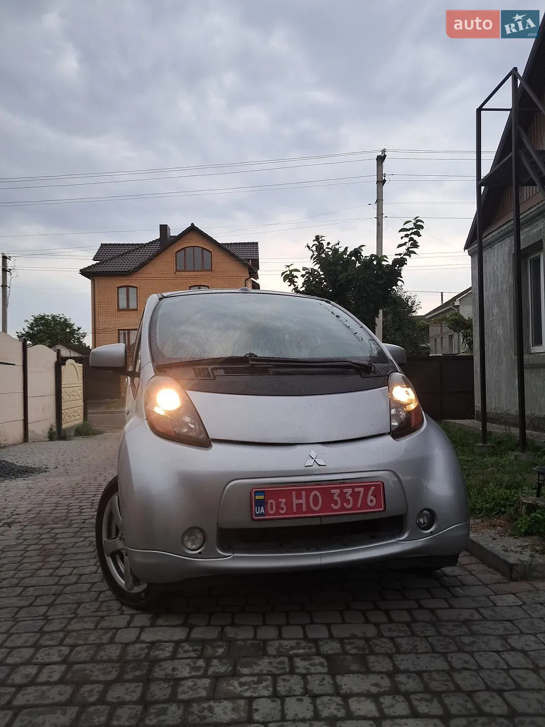 2011 Mitsubishi i-MiEV - мініатюра 3
