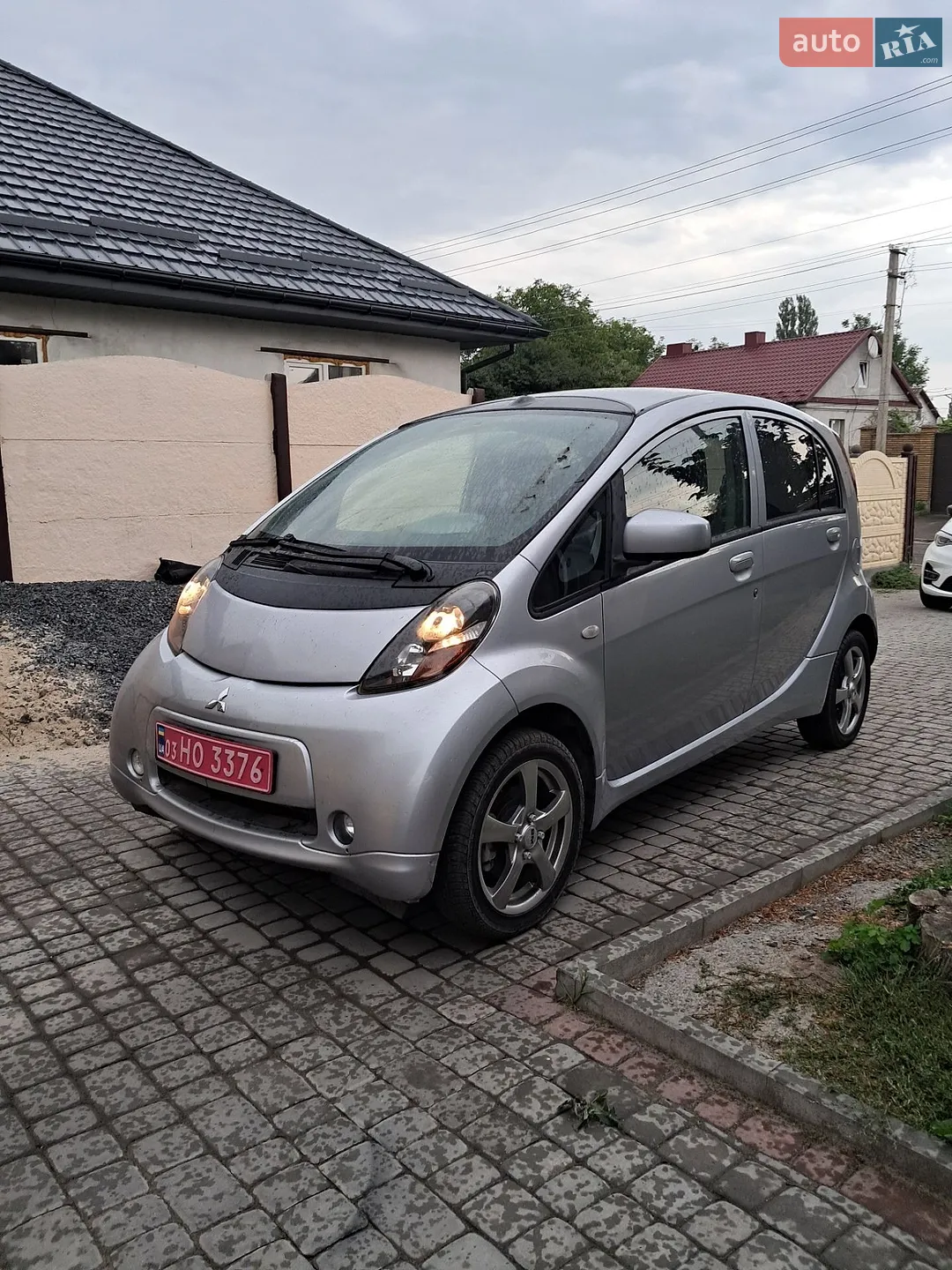 2011 Mitsubishi i-MiEV - мініатюра 12