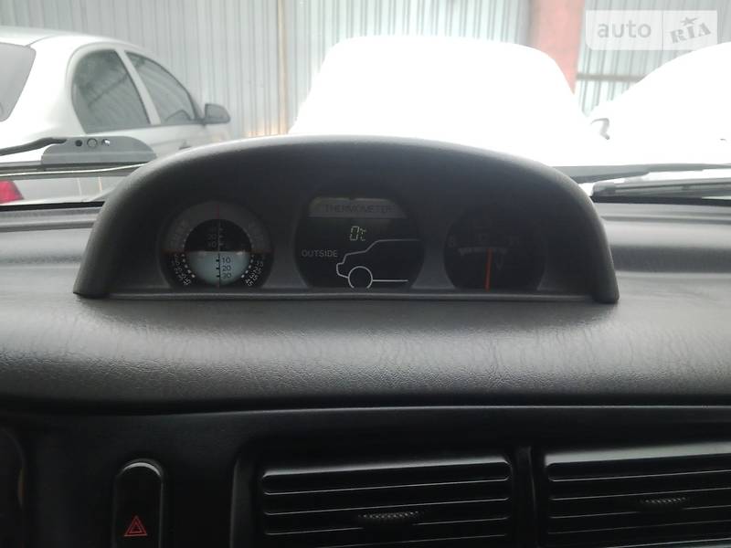 Седан Mitsubishi L 200 2003 в Киеве