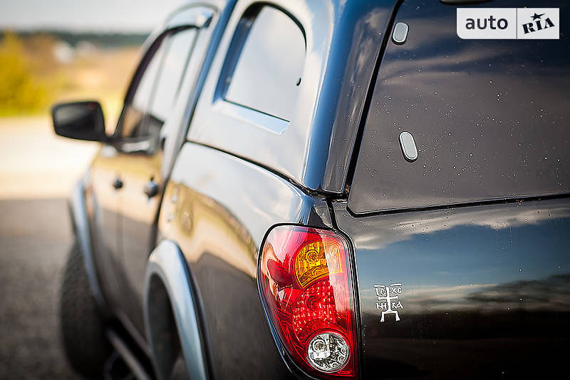 Пикап Mitsubishi L 200 2008 в Сваляве