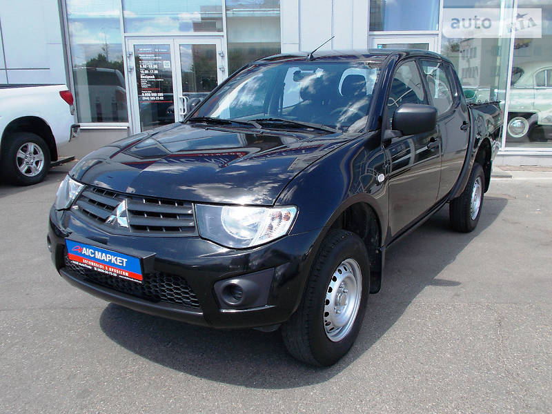 Пикап Mitsubishi L 200 2012 в Киеве