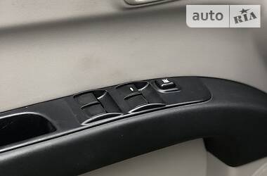 Позашляховик / Кросовер Mitsubishi L 200 2008 в 