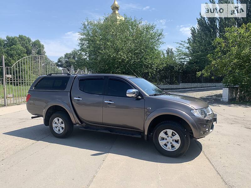 Mitsubishi L 200