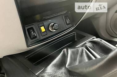 Позашляховик / Кросовер Mitsubishi L 200 2013 в 
