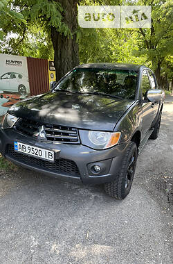 Пикап Mitsubishi L 200 2011 в Днепре