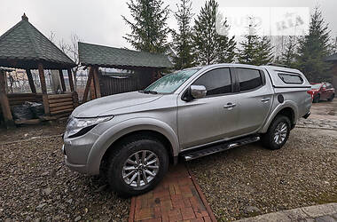 Внедорожник / Кроссовер Mitsubishi L 200 2015 в Ивано-Франковске