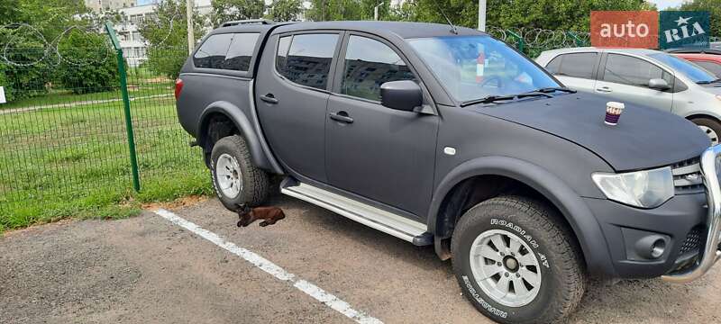 Пикап Mitsubishi L 200 2010 в Харькове