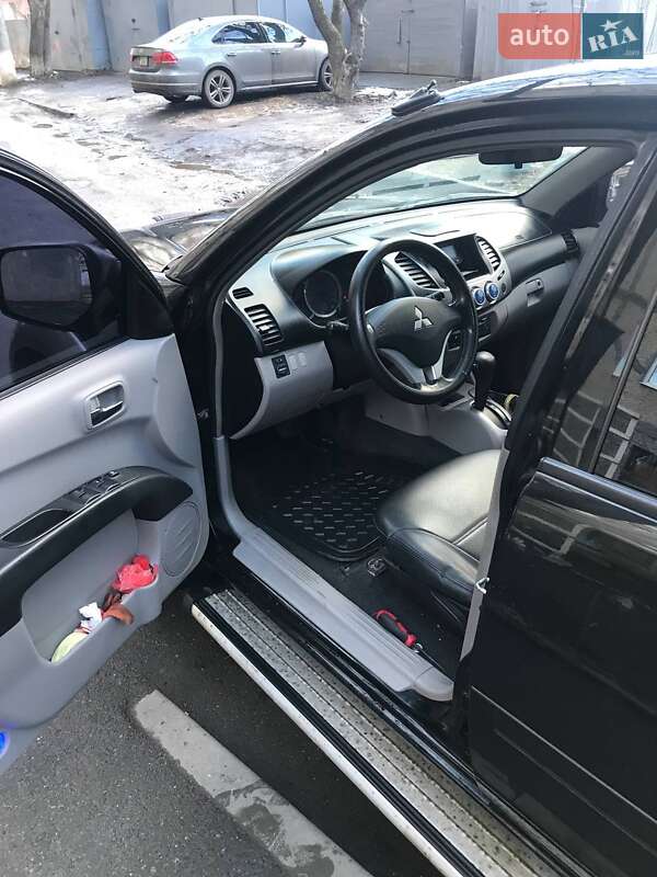 Пікап Mitsubishi L 200 2008 в Одесі