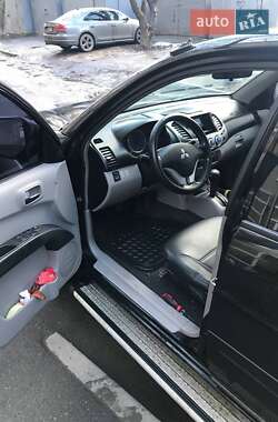 Пикап Mitsubishi L 200 2008 в 